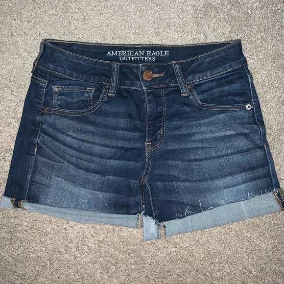 American Eagle Outfitters Pants - American eagle short size 8